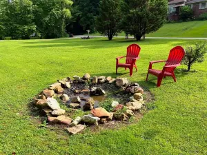 1 bed cottage, grill, fire pit, Very close to Red River Gorge!!