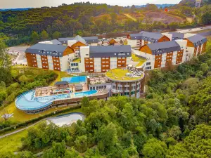 Laghetto Resort Golden Oficial