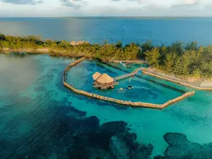 Thatch Caye Resort a Muy'Ono Resort