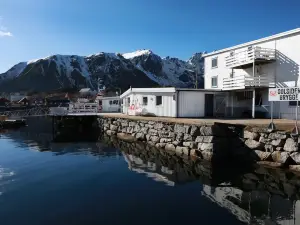 Solsiden Brygge Rorbuer