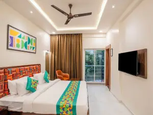 Treebo Parashar Max