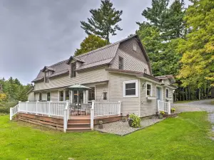 Peaceful Home w/ 11 Acres, Creek & Fire Pit!