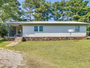 庫克森度假屋，配有寬敞的院子和門廊！