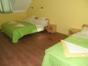 Attila Vendégház Tápiószentmárton