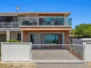 Ohope Beachside Retreat - Ohope Holiday Home
