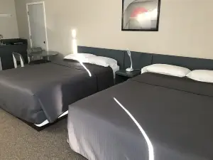 Plains Motor Inn
