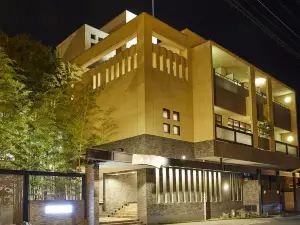 Harazuru No Mai