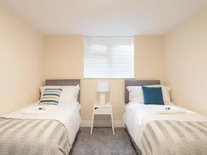 Dartford Luxurious Apartment