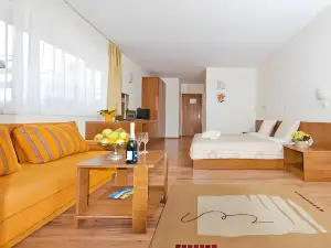 Yaev Family Hotel