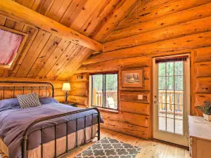 Tranquil Mountain Cabin in Greer w/ Game Room!