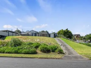 Hicks Haven - Waikanae Beach Holiday Studio