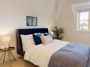 Stylish and Modern One-Bedroom Flat in Dorset