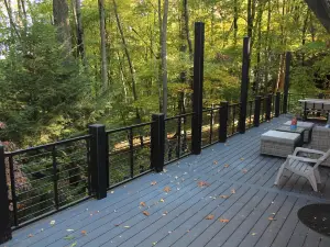 Wooded, Lakefront home in Apple Valley