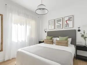 Madrid Sur Apartments by Olala Homes