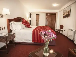 德安馬斯莊園廣場酒店