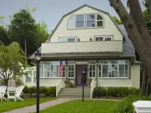 Inn on Shore Road