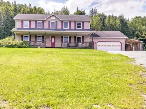 Vermont Vacation Rental ~ 11 Mi to Lake Willoughby