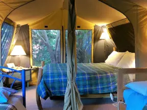 Black Cockatoo Lodge
