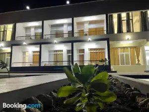 Maan Hotel Apartment