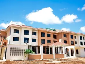 Luwa Evergreen Hotel