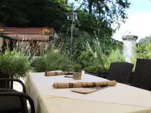 Vila Emilia