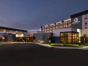 DoubleTree by Hilton Lafayette East