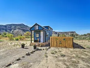 'Boho Bliss' Cortez Tiny Home: Fireplace, Fire Pit