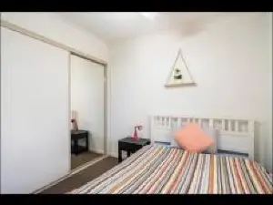 Private Room in 2 Bedroom Unit