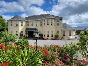 Brook Manor Lodge