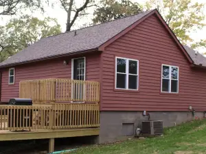 Hot Tub - Minutes from Winetrail, SIU, Giant City, Cedar Lake, Shawnee Forest!