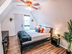 New! ♥The Cabin Hideaway A frame: Minutes to Lake