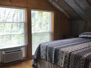 Pruitt Mountaintop Cabin Rental