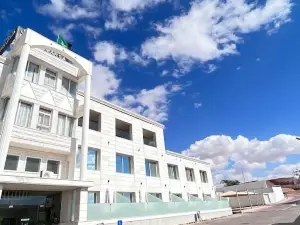 Hayat Haql Hotel and Marina