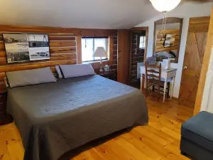 CopperLine Lodge