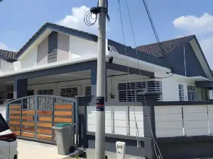 My segamat homestay 01 by H-HOTEL