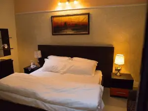 Nordhaus Suites Gardens and Tours