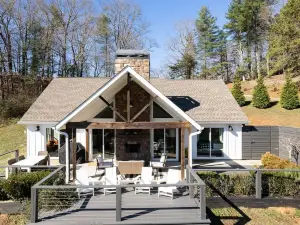 Cottages at Julep Farms