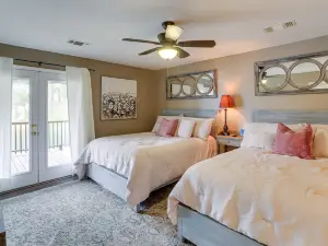 보트 도크가 있는 호수가 내려다 보이는 Horseshoe Bend Home!