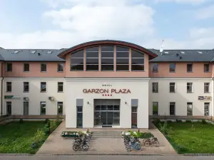 Hotel Garzon Plaza