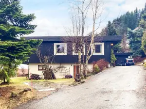 7 person holiday home in Molde