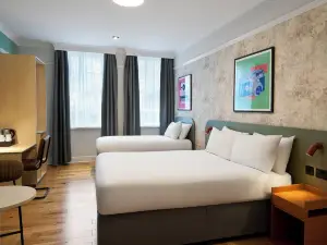 가너 리딩 시티 센터 바이 IHG