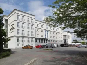 Hotel Iskierka Business & Spa