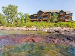 Grand Superior Lodge