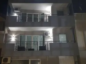 Family Apartmani Le
