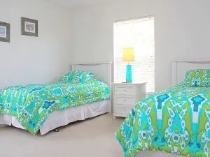 Berkeley Executive - Five Bedroom Home
