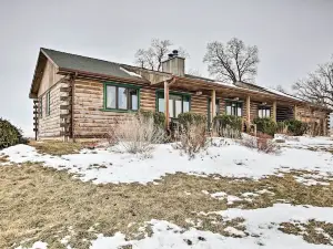 Updated Cabin on 7 Acres - Day Trip to Lake Geneva