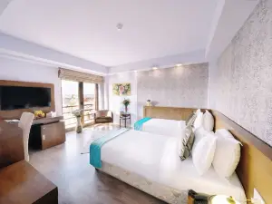 Phoenicia Comfort Hotel