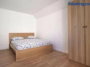 Appartement indépendant Proche Tours