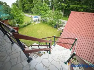 Guest House "Višnja"