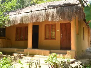 Cosmic Mud House Kanthalloor Homestay